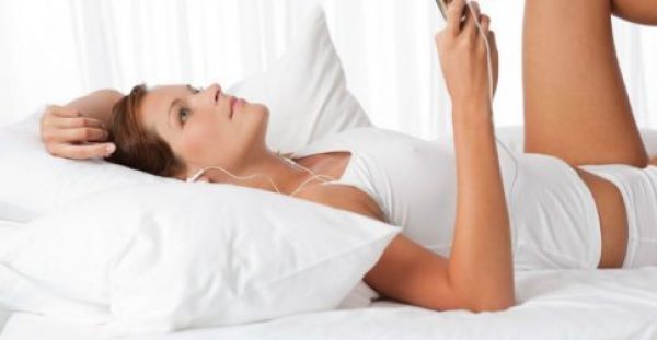 Αϋπνία: Πού οφείλεται και πώς αντιμετωπίζεται
