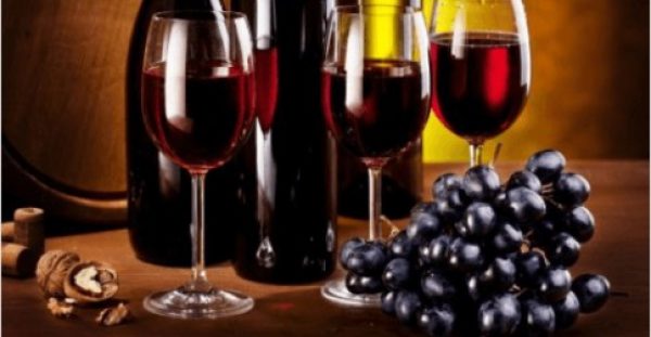 Οι θεραπευτικές ιδιότητες του κόκκινου κρασιού