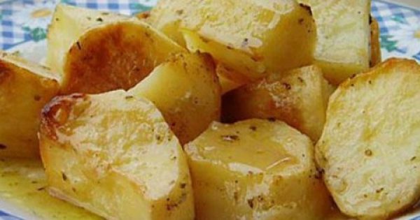 Το μυστικό των σεφ για να φτιάξεις τις πιο νόστιμες πατάτες!