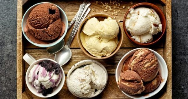 Νόστιμο Σπιτικό Παγωτό: Δείτε πώς θα το Φτιάξετε Χωρίς Παγωτομηχανή