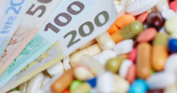 Σοκ: «Φίλτρα» για την εισαγωγή καινοτόμων φαρμάκων, rebate όγκου και 25% επιβάρυνση για τα εντός πατέντας