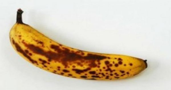 Μάθετε τι συμβαίνει στο σώμα σας όταν καταναλώνετε ώριμες μπανάνες με μαύρα στίγματα!!
