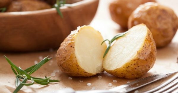 Κάνετε Δίαιτα; Δείτε πώς Μπορούν να σας Βοηθήσουν οι Πατάτες!