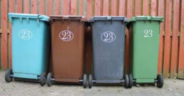 Έκτακτη ανακοίνωση του Υπουργείου Υγείας για τον κίνδυνο από τα σκουπίδια