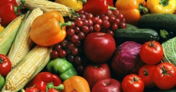 ΠΡΟΣΟΧΗ: Αυτά είναι τα 12 φρούτα και λαχανικά που είναι γεμάτα ΦΥΤΟΦΑΡΜΑΚΑ!!