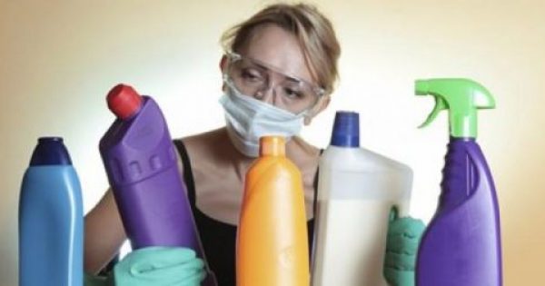 Χημικές ουσίες σε πλαστικά ευθύνονται για χρόνιες παθήσεις στους άντρες