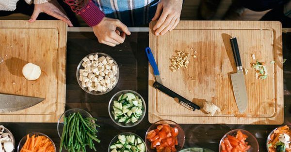 Προετοιμασία φαγητού: 6 λάθη που μπορεί να σας αρρωστήσουν