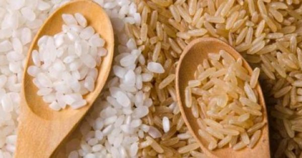 Καστανό ή λευκό ρύζι: Ποιο πρέπει να καταναλώνουμε;