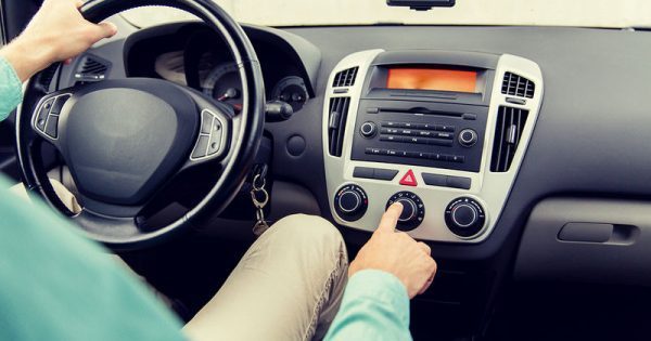 Κλιματιστικό αυτοκινήτου: Από τι σας προστατεύει (εκτός από τη ζέστη) Featured Image for Κλιματιστικό αυτοκινήτου: Από τι σας προστατεύει (εκτός από τη ζέστη)