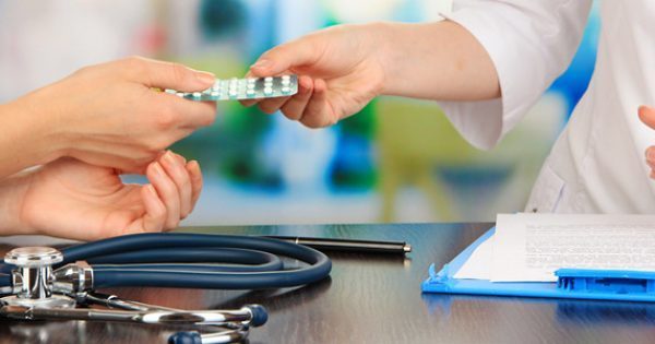 Το αντισυλληπτικό χάπι προστατεύει και από την ρευματοειδή αρθρίτιδα Featured Image for Το αντισυλληπτικό χάπι προστατεύει και από την ρευματοειδή αρθρίτιδα