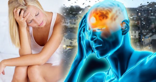 Πονοκέφαλος – Ημικρανία: Τι σας κάνει η αλλαγή του καιρού – Τι λύσεις υπάρχουν Featured Image for Πονοκέφαλος – Ημικρανία: Τι σας κάνει η αλλαγή του καιρού – Τι λύσεις υπάρχουν