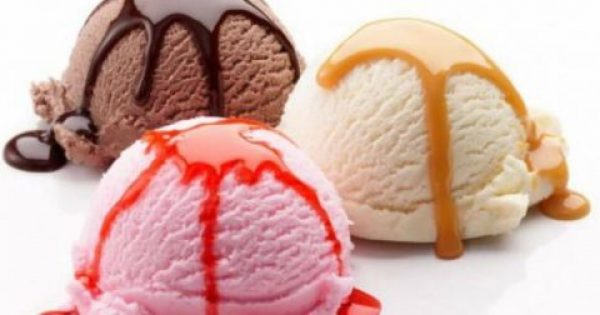 Γιατί μας πιάνει πονοκέφαλος όταν τρώμε παγωτό