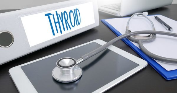 Υγεία θυρεοειδούς: Τι σημαίνει η χαμηλή TSH & ποια συμπτώματα προκαλεί