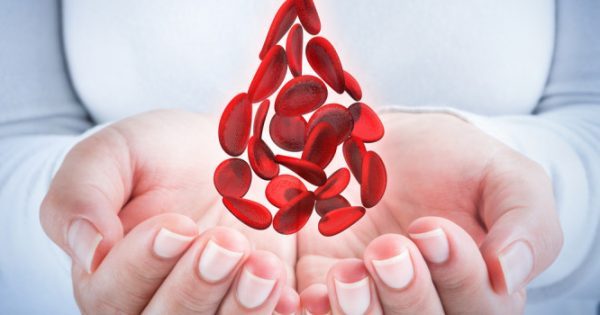 Προσοχή στα πεσμένα ερυθρά αιμοσφαίρια: Τι θα νιώσετε και πώς να τα αυξήσετε