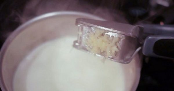 Γάλα Σκόρδου- ένα μαγικό φάρμακο που θα σας ανακουφίσει από την Ισχιαλγία!