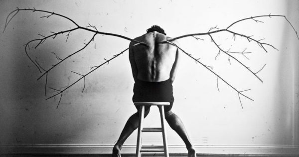 Featured Image for Θέλει κότσια να τα βάλεις με τη μοίρα σου.