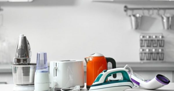 Οι 5 Συσκευές που Καίνε Πάρα Πολύ Ρεύμα Μέσα στο Σπίτι Featured Image for Οι 5 Συσκευές που Καίνε Πάρα Πολύ Ρεύμα Μέσα στο Σπίτι
