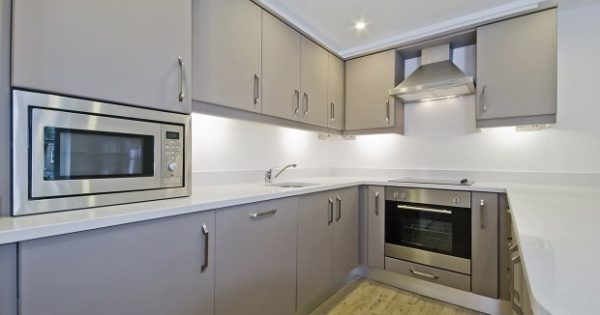 Featured Image for Το Μυστικό για να Μυρίζει Πάντα Όμορφα ο Φούρνος σας!