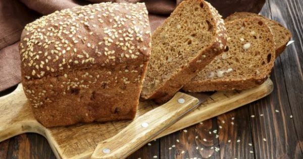 Αυτό Είναι το Υγιεινό Ψωμί των 9 Συστατικών που Έχει Γίνει Μεγάλη Μόδα!
