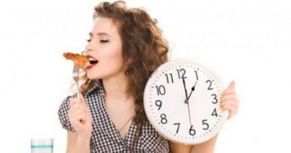 Featured Image for Έτσι πρέπει να τρώτε για να μην παίρνεται κιλά στην κοιλιά