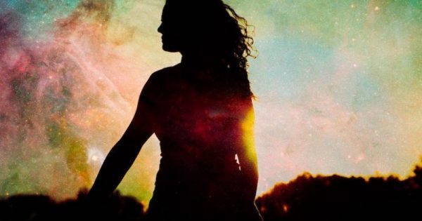 Featured Image for 5 σημάδια ότι είστε εξαιρετικά δυνατό αλλά πολύ ευαίσθητο άτομο