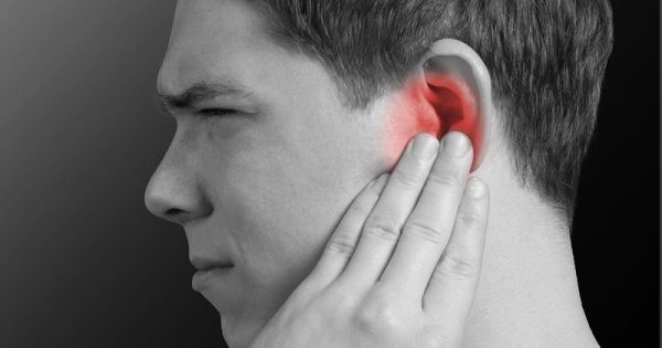 Πόνος στο αυτί: Αίτια, συμπτώματα, αντιμετώπιση