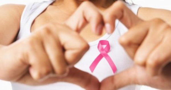 Προσοχή στα σημάδια που προειδοποιούν για καρκίνο στο στήθος