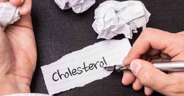 Οι 10 τροφές που ρίχνουν τη χοληστερίνη, σύμφωνα με τους επιστήμονες του Χάρβαρντ