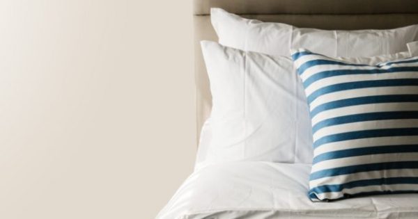 Featured Image for Αυτά Είναι τα 4 Μεγαλύτερα Λάθη που Κάνετε Όταν Πλένετε τα Σεντόνια σας