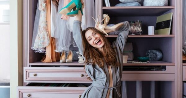 Featured Image for Έτσι θα Οργανώσετε την Ντουλάπα σας σαν Επαγγελματίας Στυλίστας