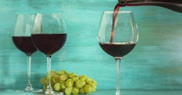 Πέντε μύθοι για το κρασί που πρέπει να ξεχάσετε από τη νέα χρονιά