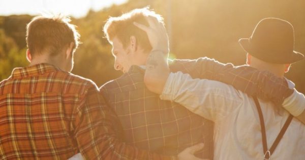 Featured Image for Να επιζητούμε συναναστροφή με ανθρώπους που μας κάνουν καλύτερους, όχι με εκείνους που ενθαρρύνουν τον χειρότερο μας εαυτό