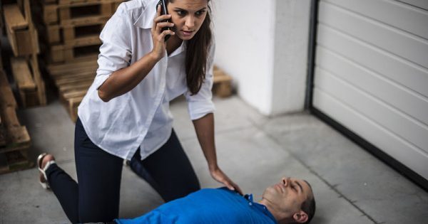 Featured Image for Λιποθυμικό επεισόδιο: Πού οφείλεται & ποιες εξετάσεις πρέπει να γίνουν