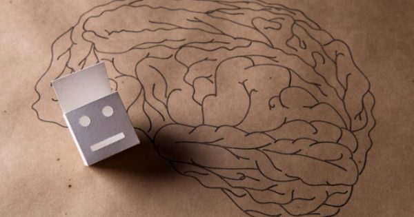 Αλτσχάιμερ: «Βηματοδότης» μέσα στο εγκέφαλο η νέα λύση των επιστημόνων!
