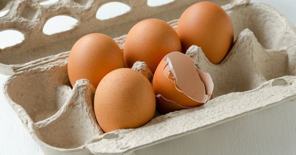 Featured Image for Γιατί δεν πρέπει να πετάτε τα τσόφλια από τα αυγά