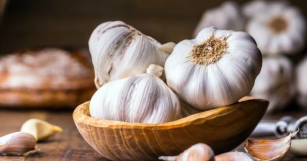 Featured Image for Ένα Είναι το Κόλπο για να μην Μυρίζετε Ποτέ Σκόρδο!