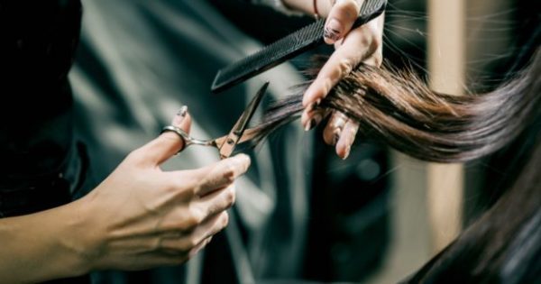 Featured Image for Αυτό το Κούρεμα θα το Βλέπετε Παντού Φέτος!