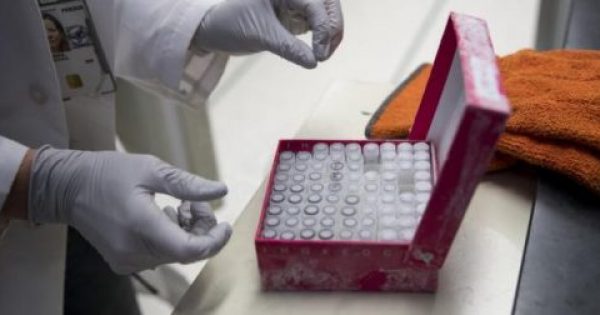 ΣΟΚ! Αμερικανός ειδικός προειδοποιεί για τον κίνδυνο φονικής μετάλλαξης της γρίπης