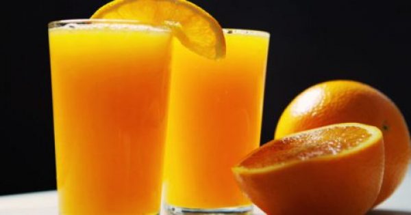 Πότε είναι η ιδανική ώρα για να πιεις ένα φρέσκο χυμό πορτοκάλι