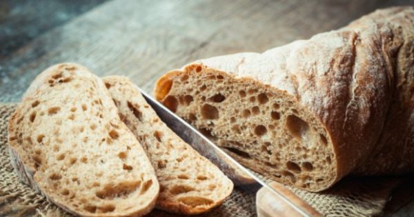 Νέα Έρευνα: Ποια Ώρα της Ημέρας Μπορείτε να Τρώτε Ψωμί για να Χάσετε Βάρος;