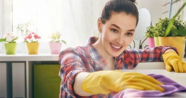 4 Απίστευτα Tips για Σπίτι Χωρίς Καθόλου Σκόνη Featured Image for 4 Απίστευτα Tips για Σπίτι Χωρίς Καθόλου Σκόνη