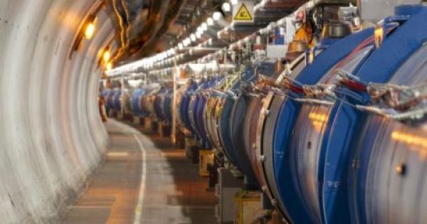 Τί λέει ο εκπρόσωπος της Ελλάδας στο CERN για τη Μονάδα Ακτινοβολίας Καρκινικών Όγκων