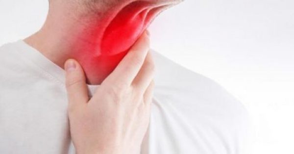 Καρκίνος στον λαιμό: Ξεχωρίστε τα πρώιμα σημάδια