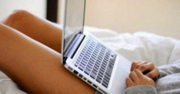 Προσοχή: Ακουμπάτε το laptop στα πόδια σας; Δείτε τι θα πάθετε! [photos]