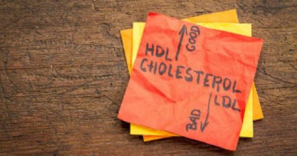 Οι ειδικοί του Χάρβαρντ συμβουλεύουν: 5 τροφές για να ρίξετε την χοληστερίνη