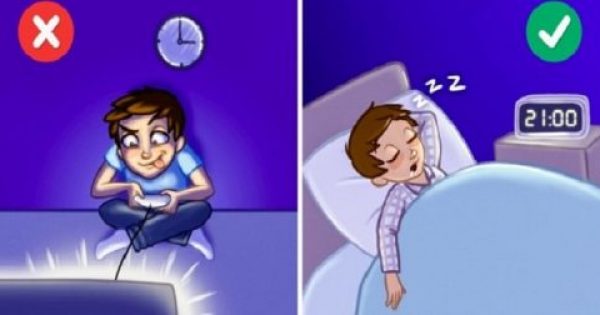 Αυτά τα 8 Πράγματα  ΑΠΑΓΟΡΕΥΟΝΤΑΙ πριν τον ύπνο γιατί μας Παχαίνουν. Δυστυχώς ΟΛΟΙ τα Κάνουμε..