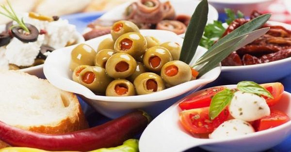 Μεσογειακή διατροφή: Ποιες σοβαρές παθήσεις προλαμβάνει