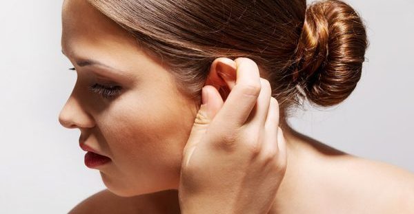 Πώς θα καθαρίσετε με ασφάλεια τα αυτιά σας